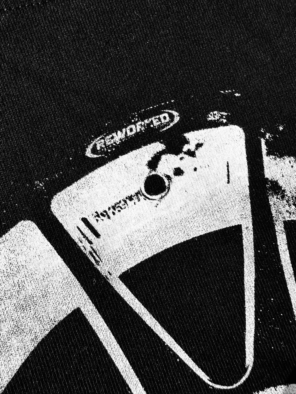 SIGNATURE WHEEL T-SHIRT RAW CROPPED