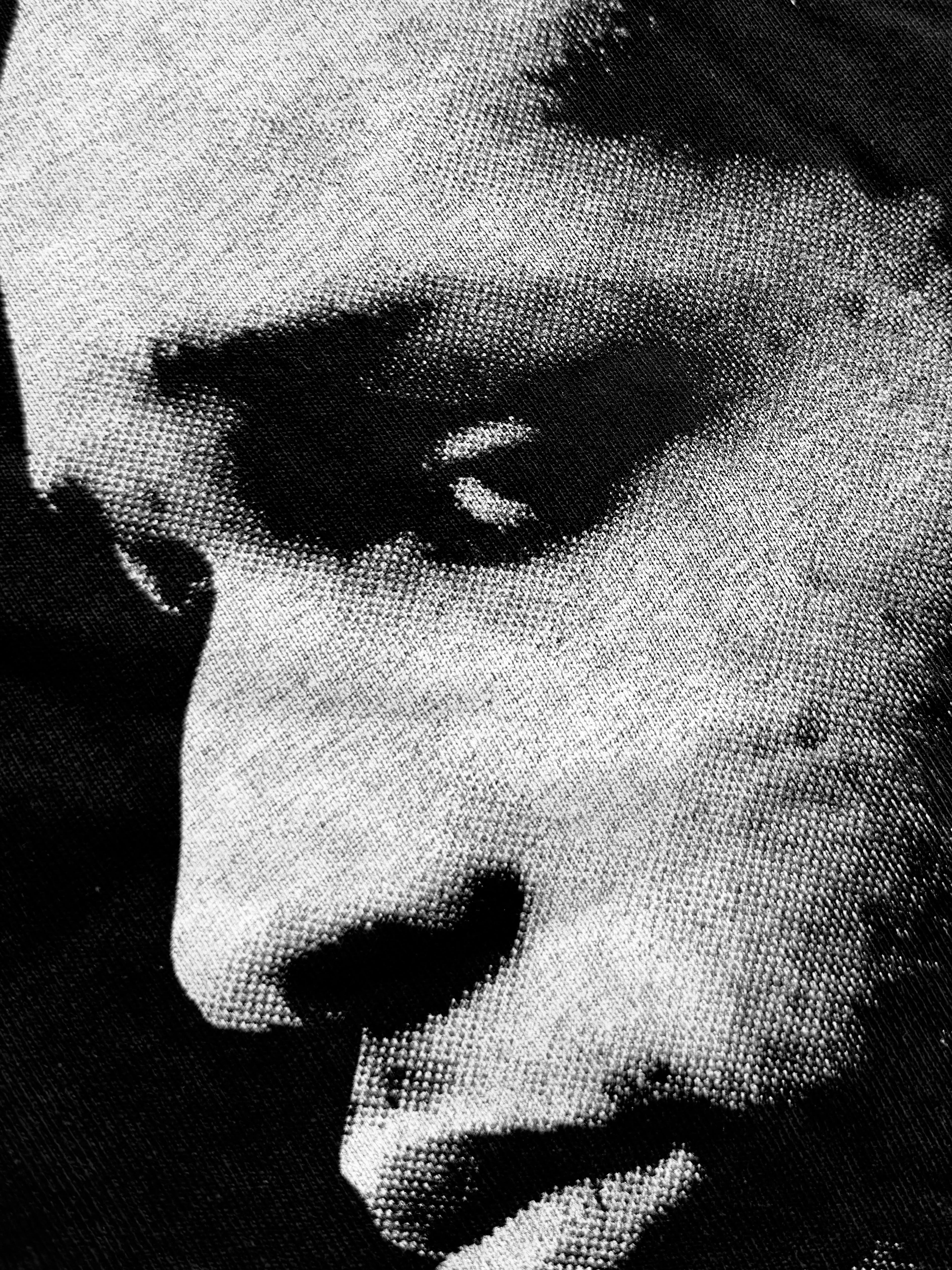 FREE ROCKY T-SHIRT RAW CROPPED