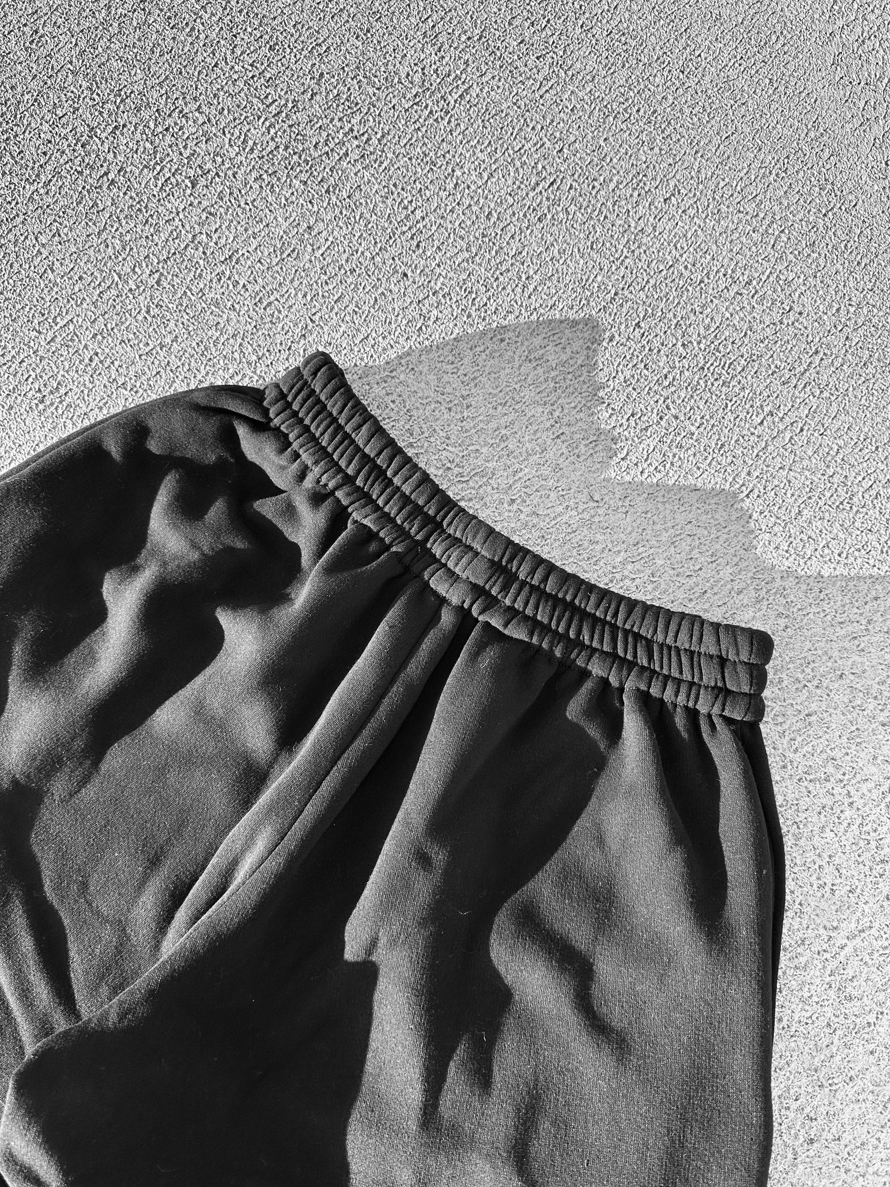 Cutline Logo Black Shorts