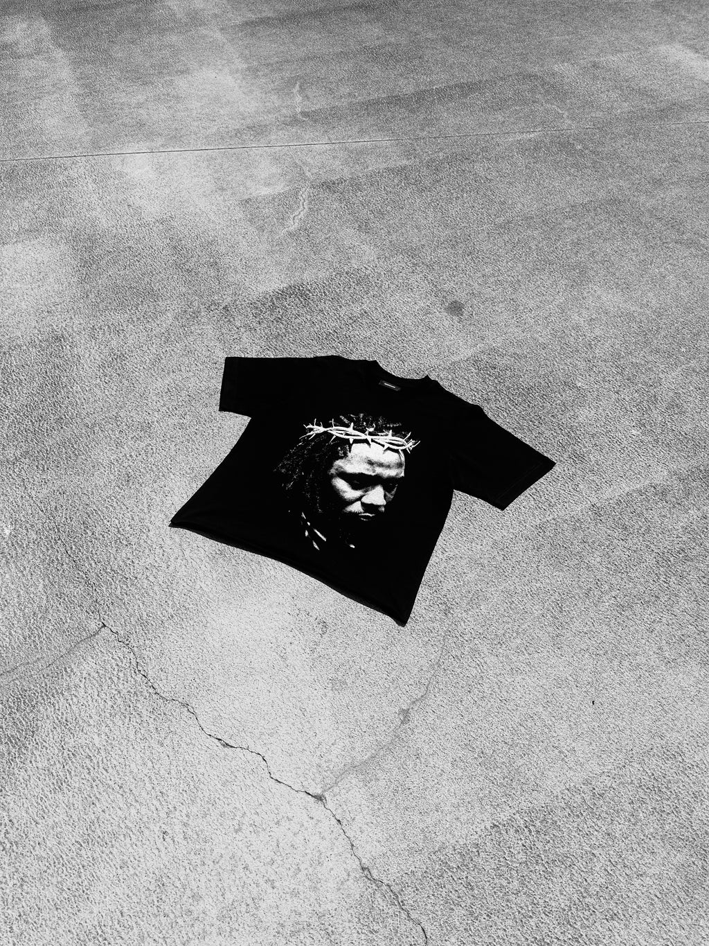 CROWNED T-SHIRT RAW CROPPED