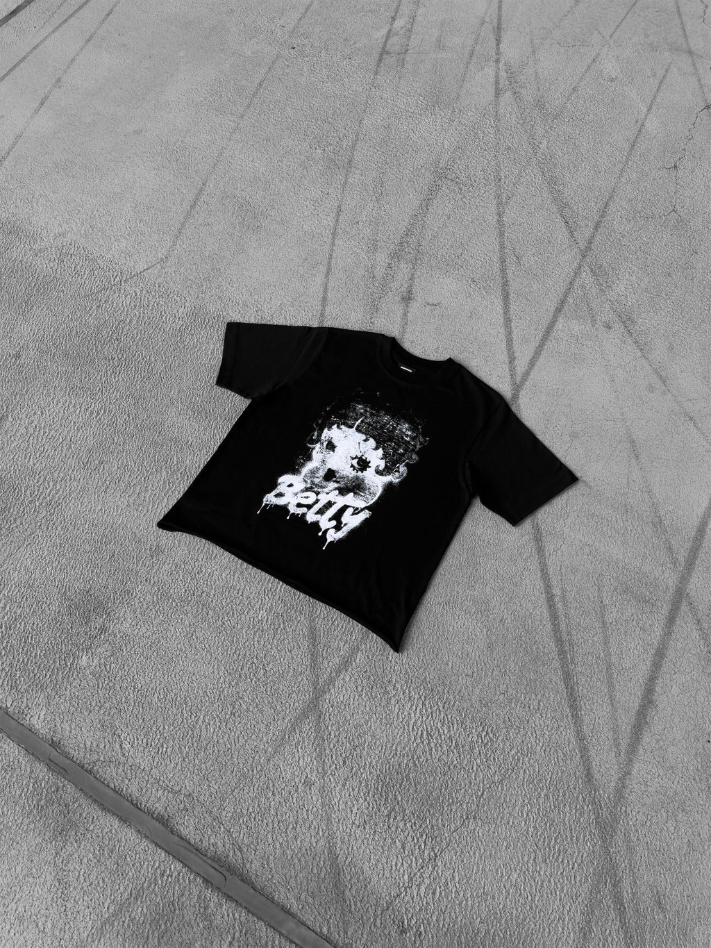 BETTY T-SHIRT RAW CROPPED