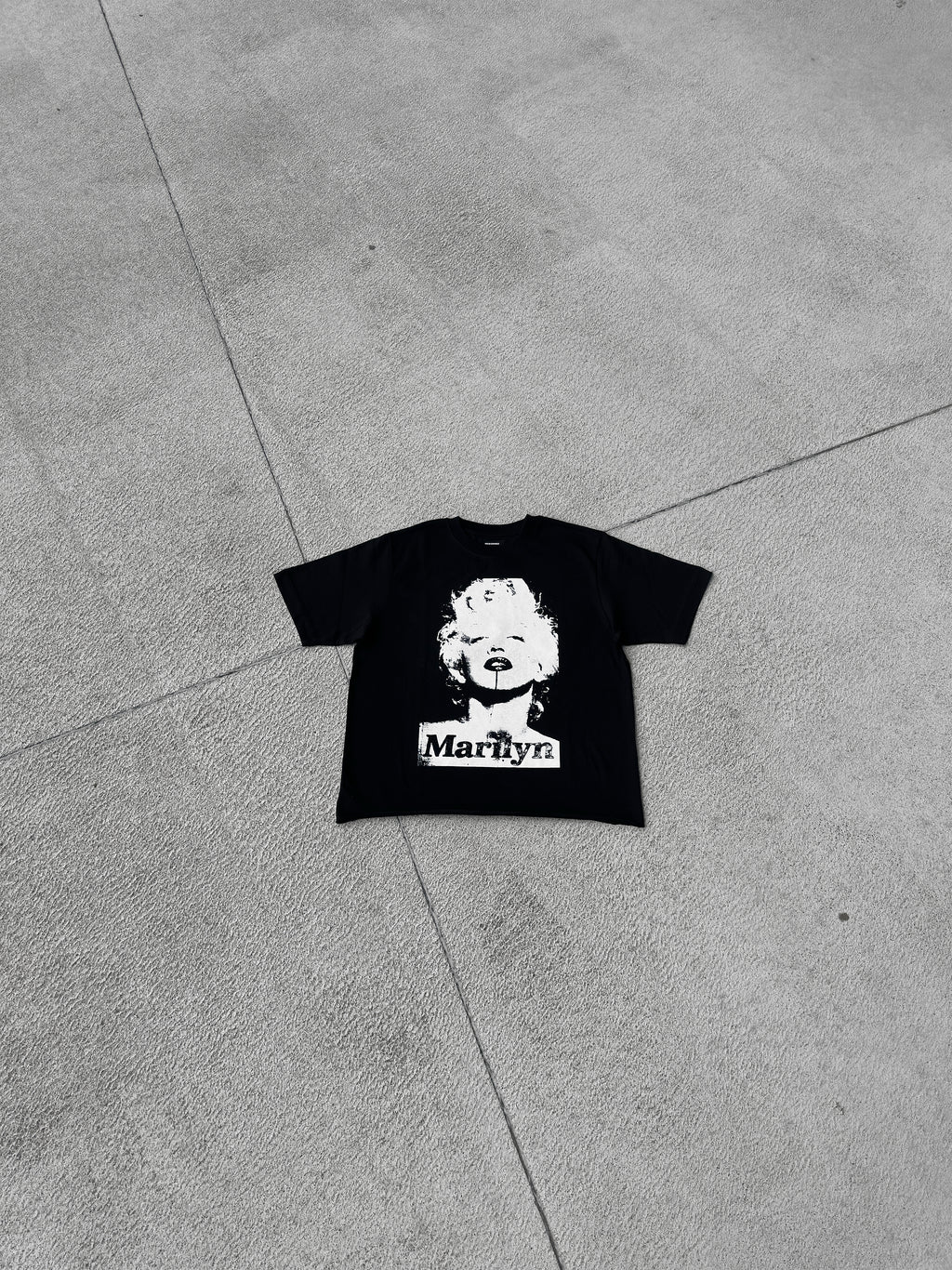 La Marilyn Monroe T-Shirt Flat Lay - Limited Edition REWORK-ED